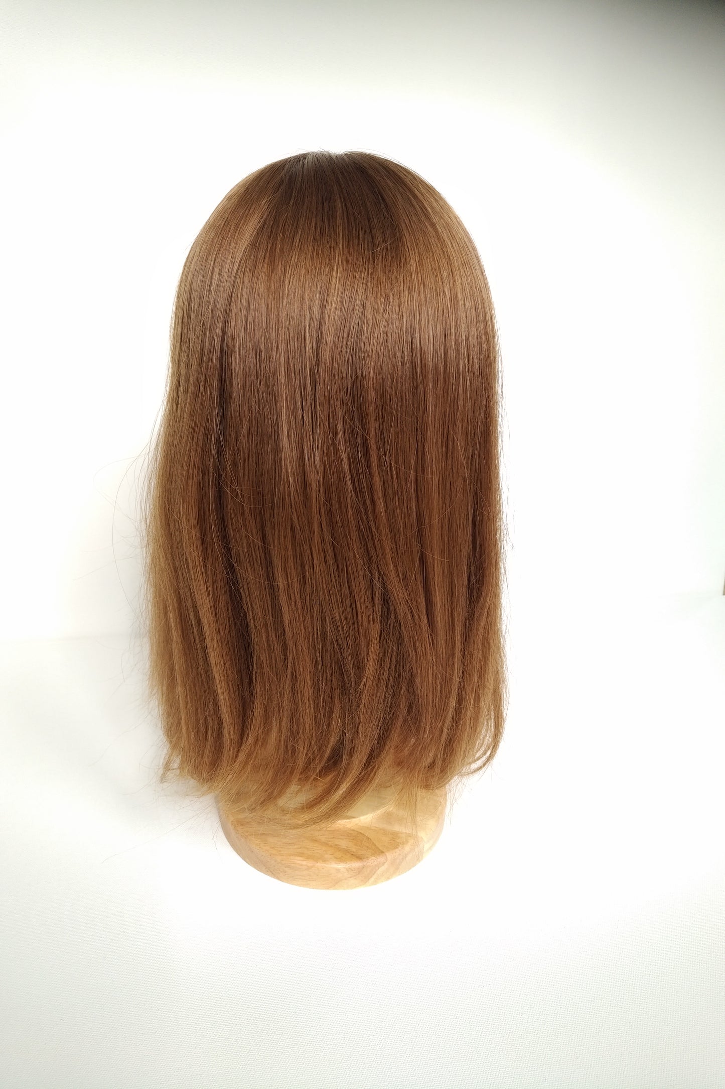 European hairpiece long 16" dark blonde