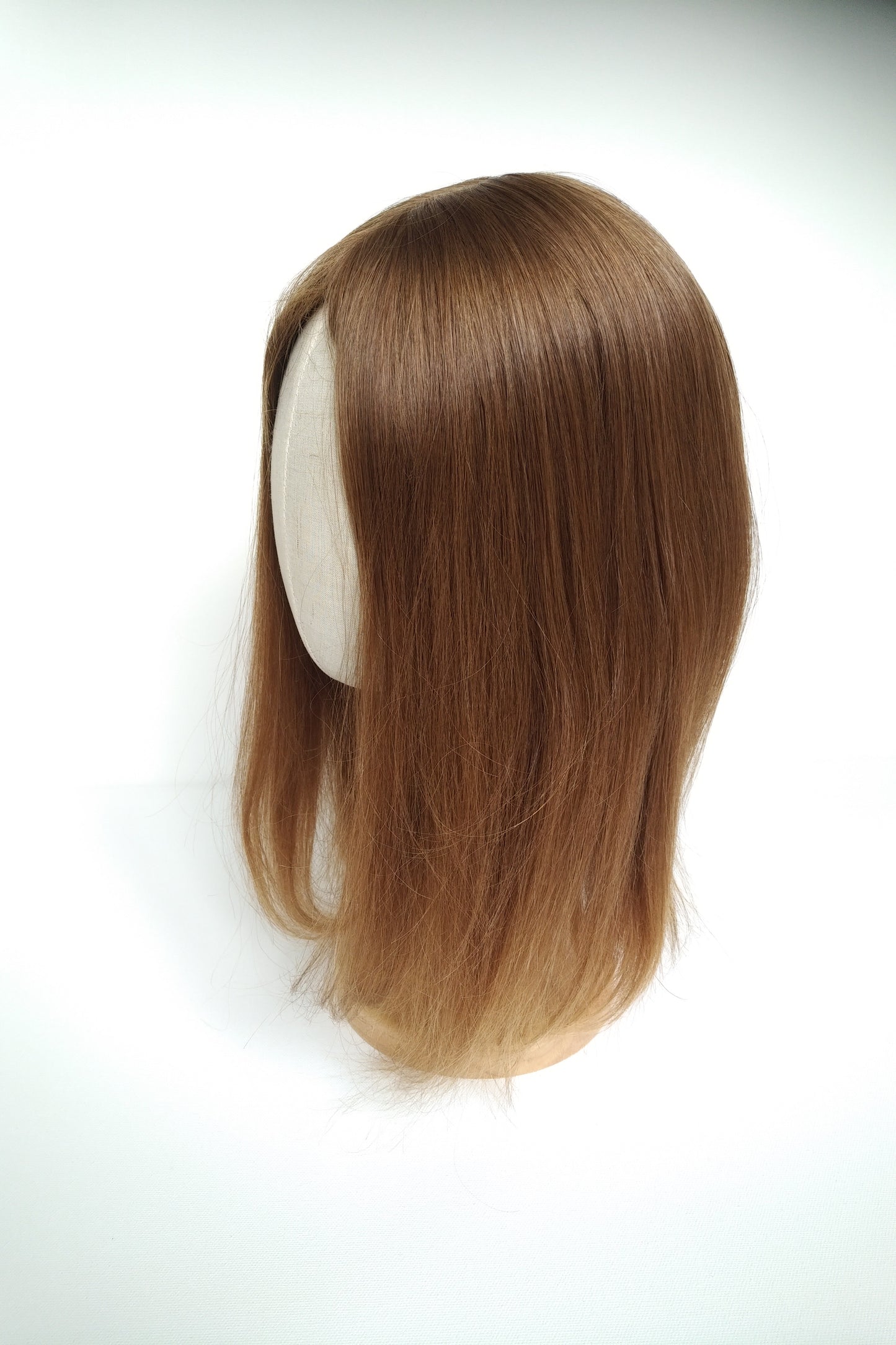 European hairpiece long 16" dark blonde