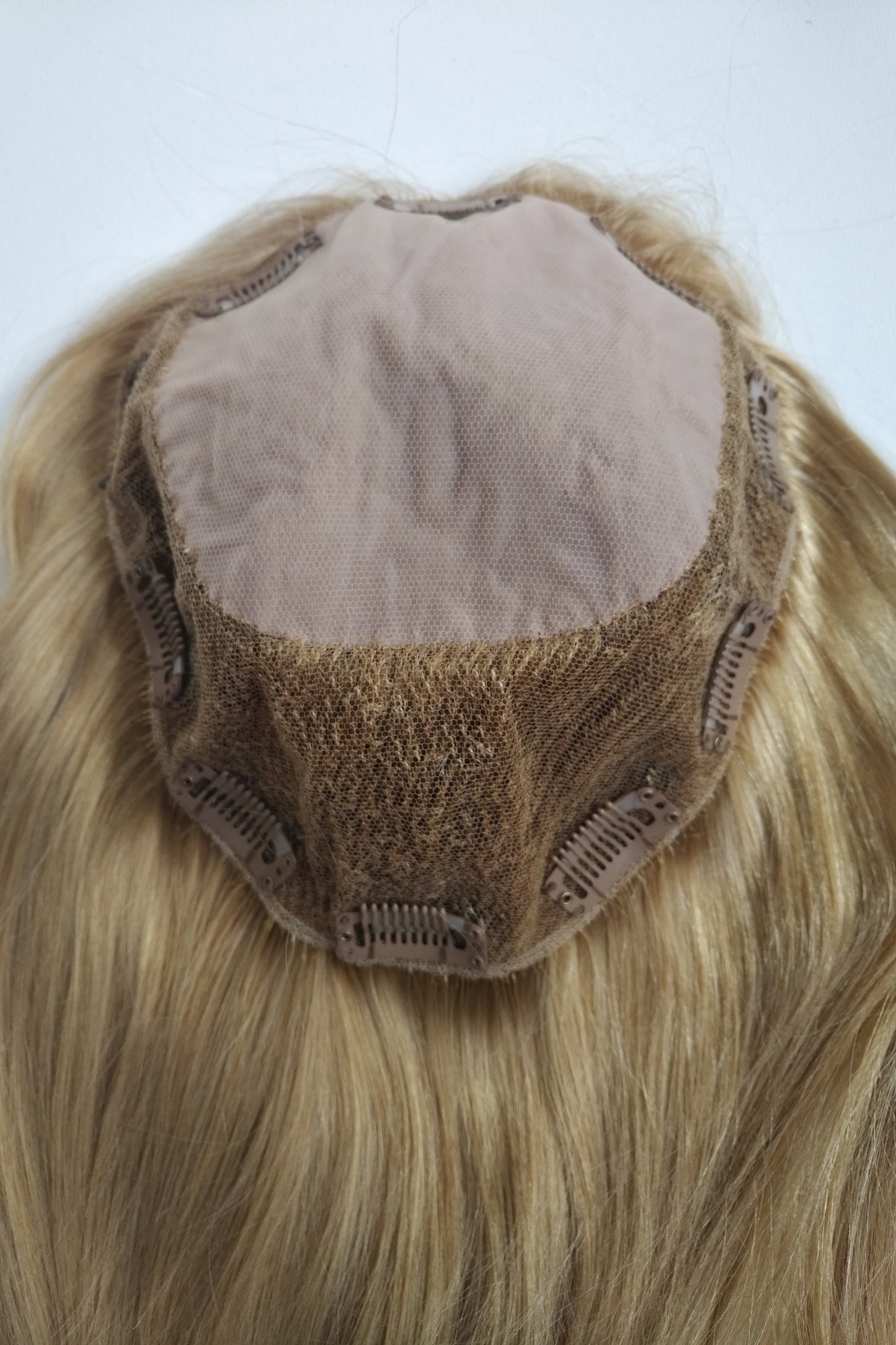 European hairpiece long 16 inch light-blonde
