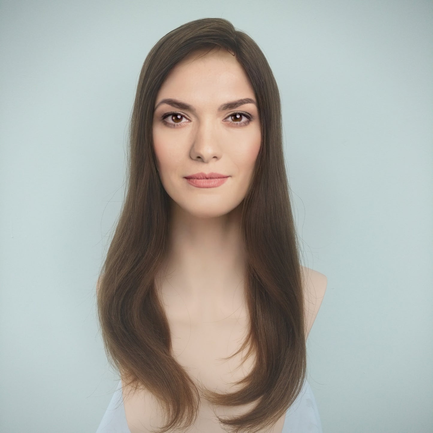 European hairpiece long 18" mid-brown