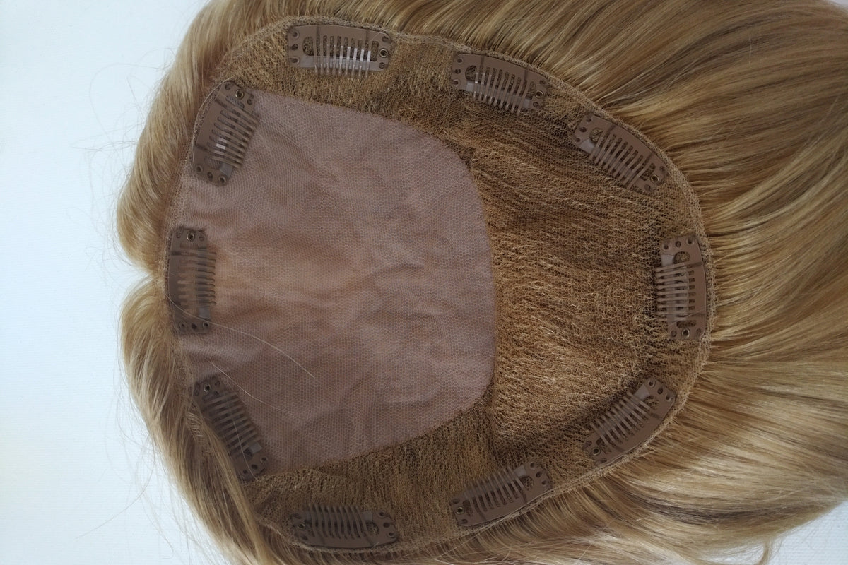 European hairpiece long 20" dark blond